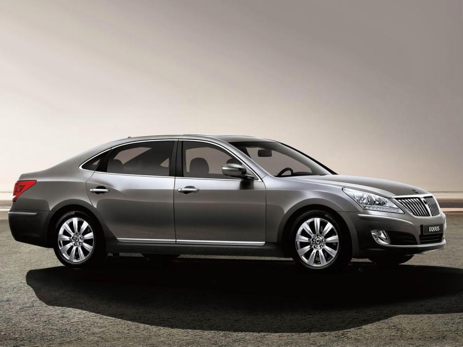  Hyundai Equus 2009 года  (фото 24 из 128)